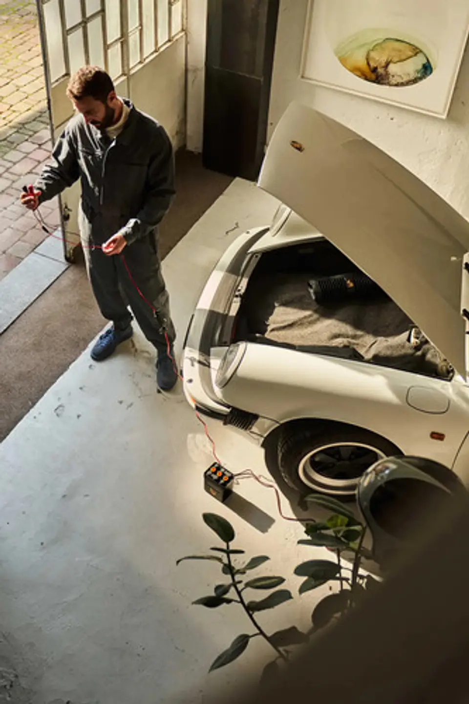 Porsche Classic Battery Charger 6