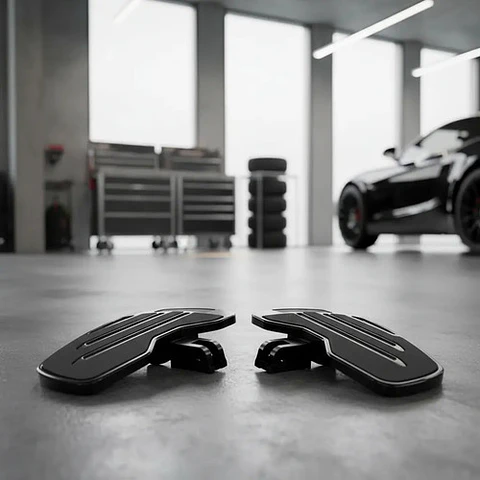 Black Adjustable Driver Rider Footboards For Harley-davidson