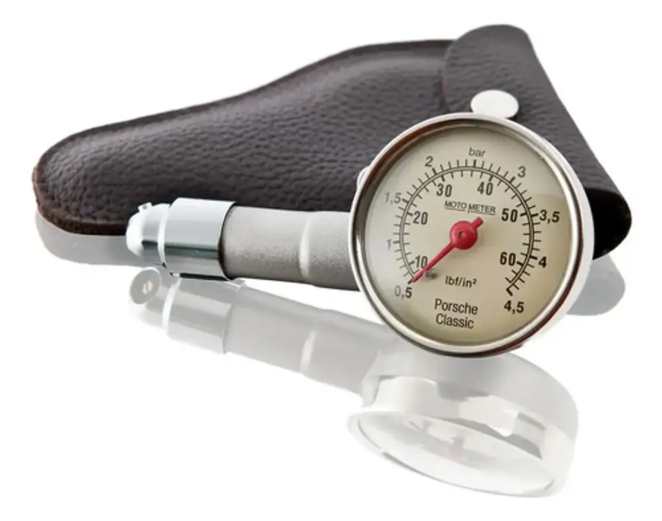 Porsche Classic Tire Pressure Gauge With Leather Case 1