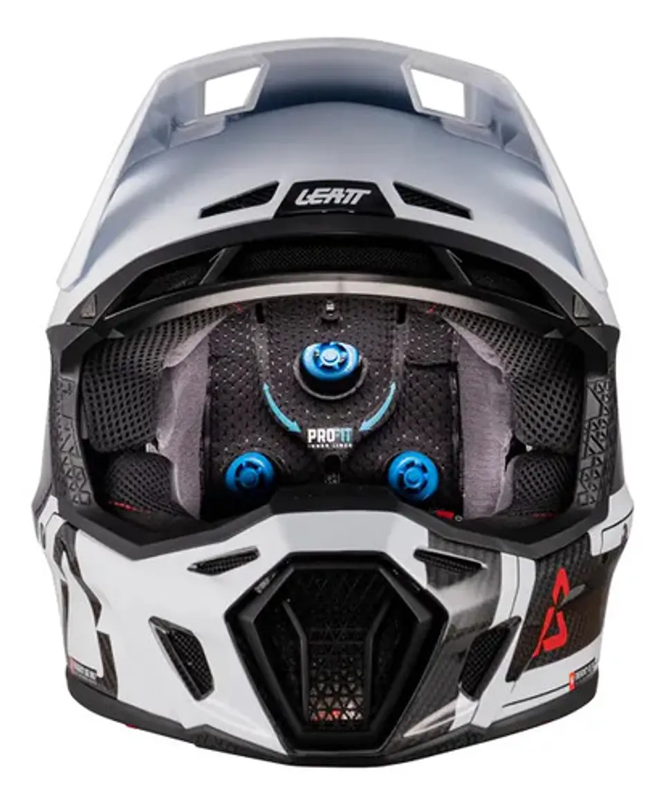 Leatt Helmet Kit Moto 9.5 Carbon With 6.5 Iriz Goggle 6