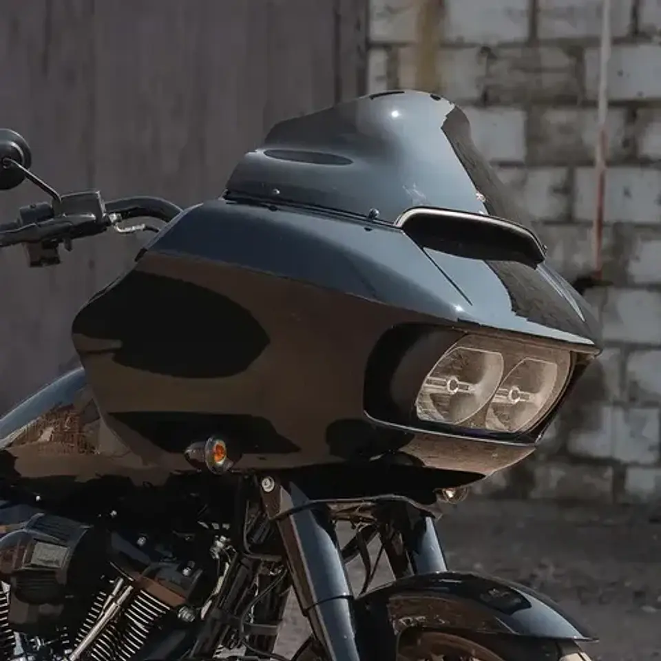 Klock Werks Kolor Flare Windshield Harley Road Glide 2015-23 5