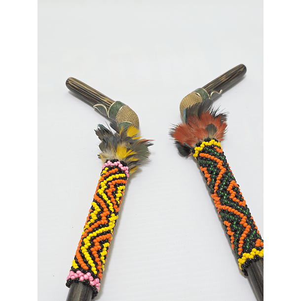 Tepi Mostacilla y Pluma  1