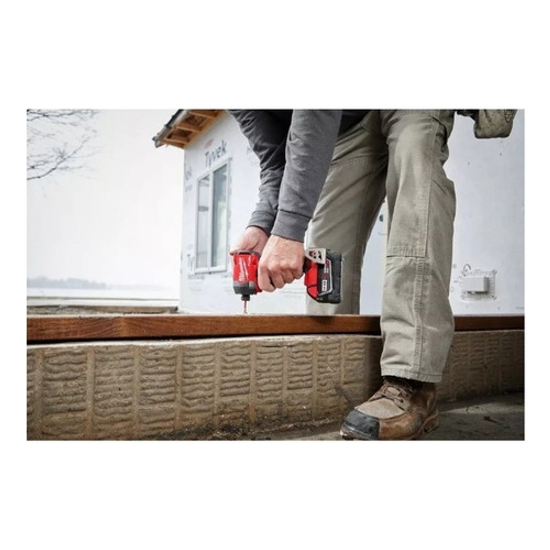 Atornillador De Impacto Hexagonal M18 Fuel De 1/4  Milwaukee 2953-20 Color Rojo 7