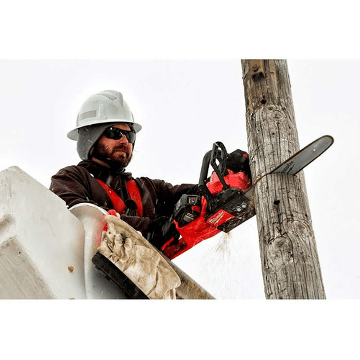 Motosierra Milwaukee 2727-20 M18 Fuel  Brushless Sin Bateria 2