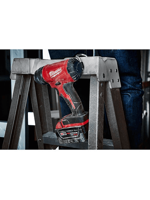 Milwaukee M18 Compact 2688-20 - Rojo - 18v