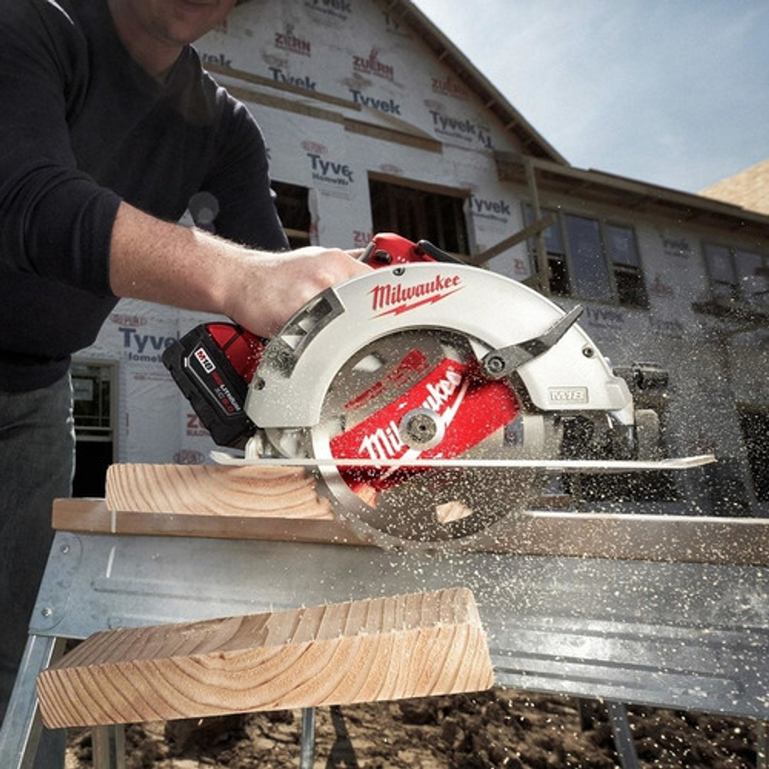 Milwaukee 2631-20 Sierra Circular 7.1/4 Brushless Color Rojo Frecuencia 50 Hz 7