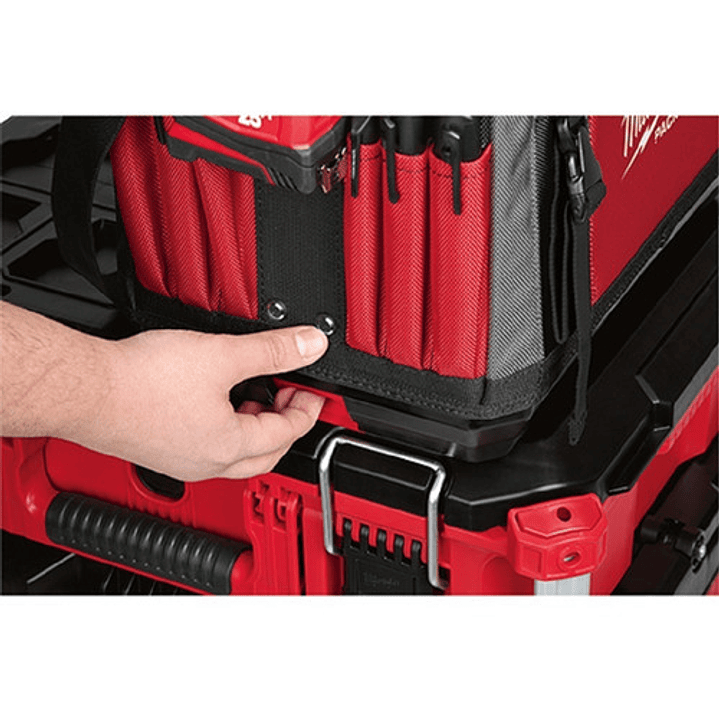 Bolso Packout Abierto 381mm Milwaukee 48-22-8315 Color Rojo 4