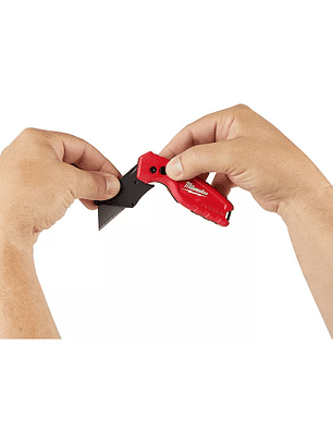 Milwaukee - Cuchillo Cartonero 48-22-1500 Plegable