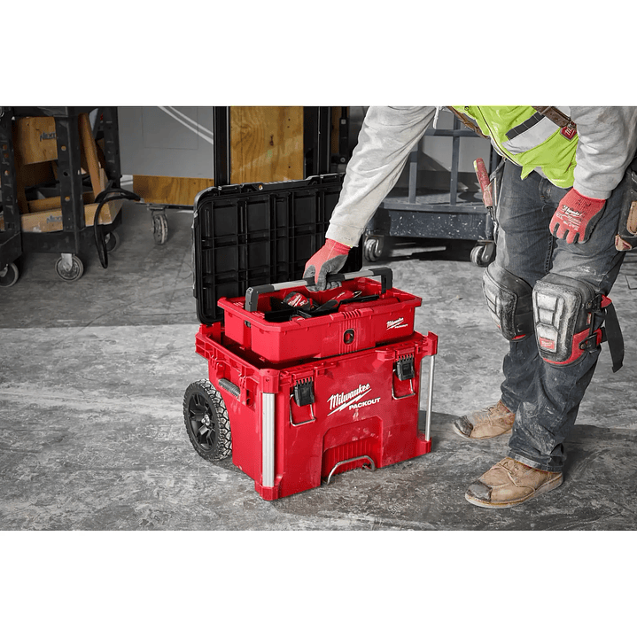Caja De Herramientas Con Ruedas Packout Milwaukee 48-22-8427 4