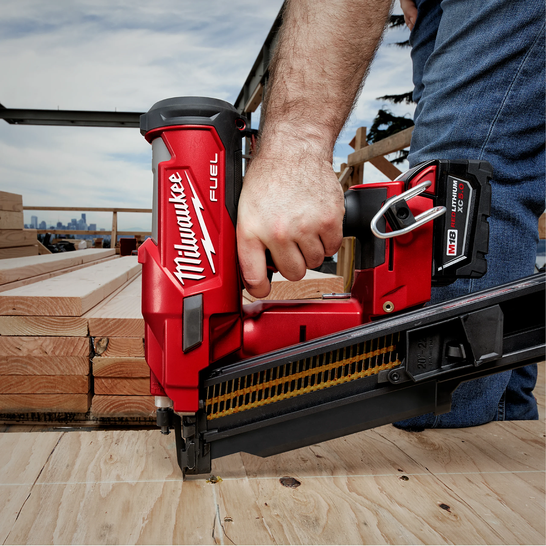 Clavadora M18 Fuel Milwaukee 2744-20 21 Grados 3