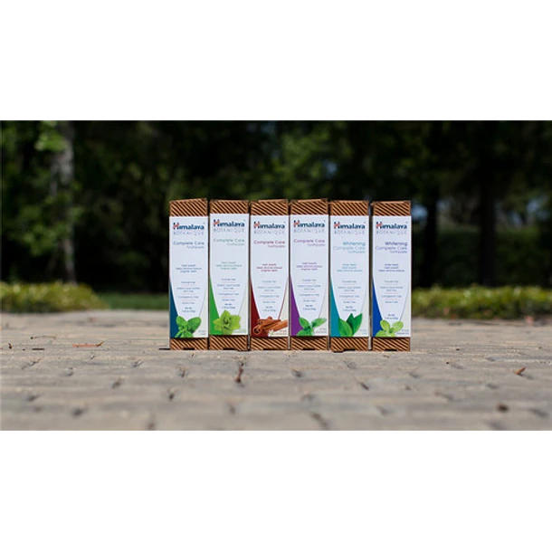 Pasta Dental Natural Himalaya 150grs 13