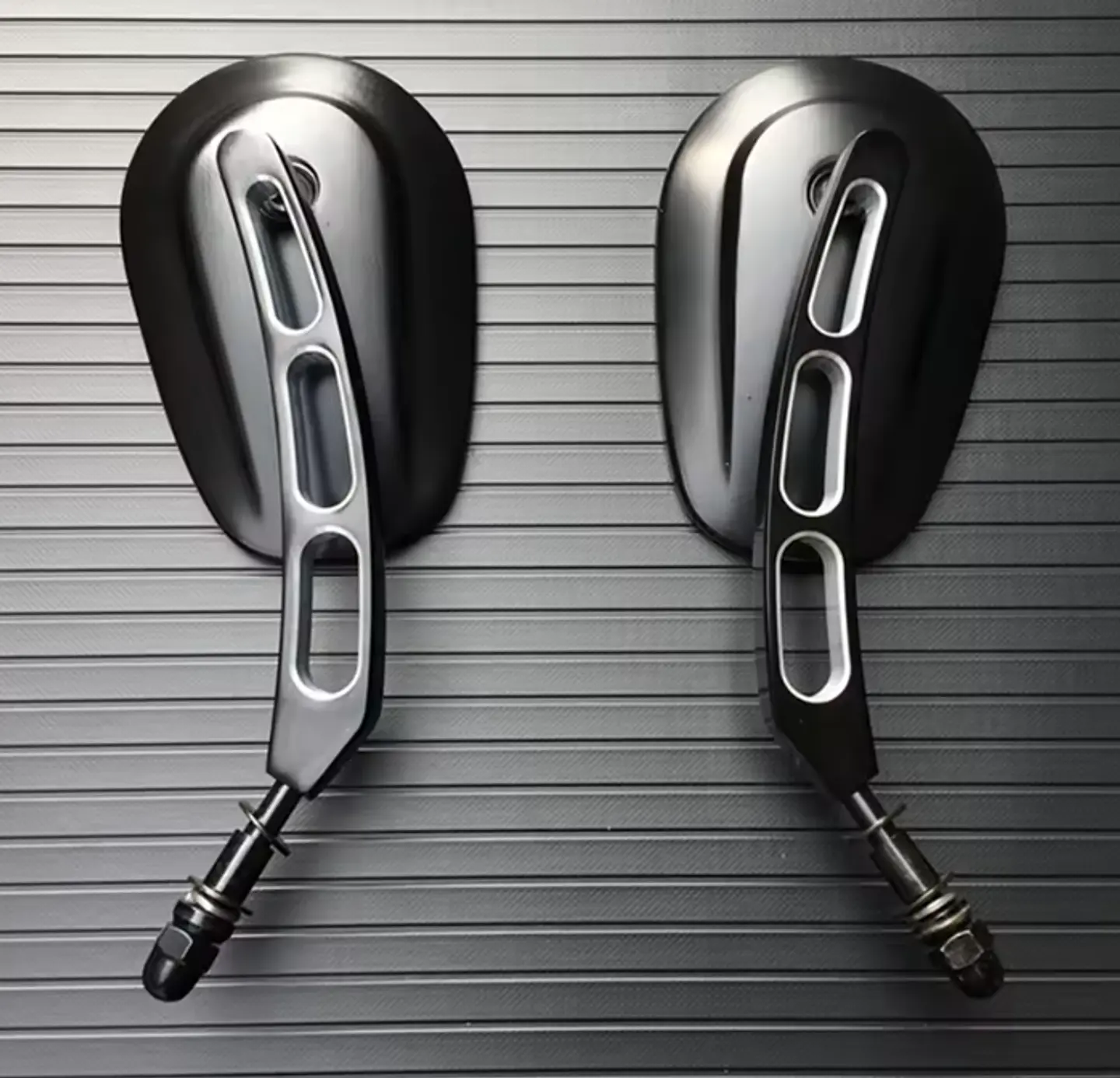 Espejos Negros para Harley Davidson Adaptables 1