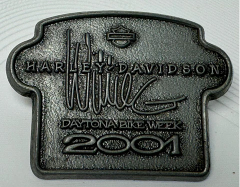 PIN DAYTONA 2001