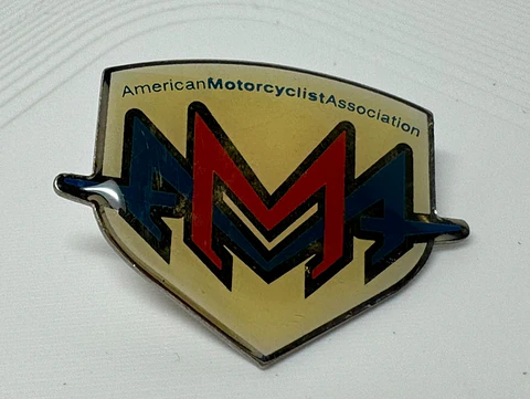 PIN AMA