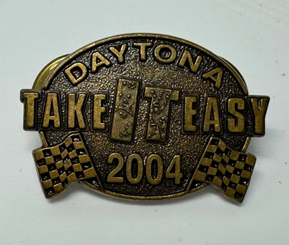 PIN DAYTONA 2004 1