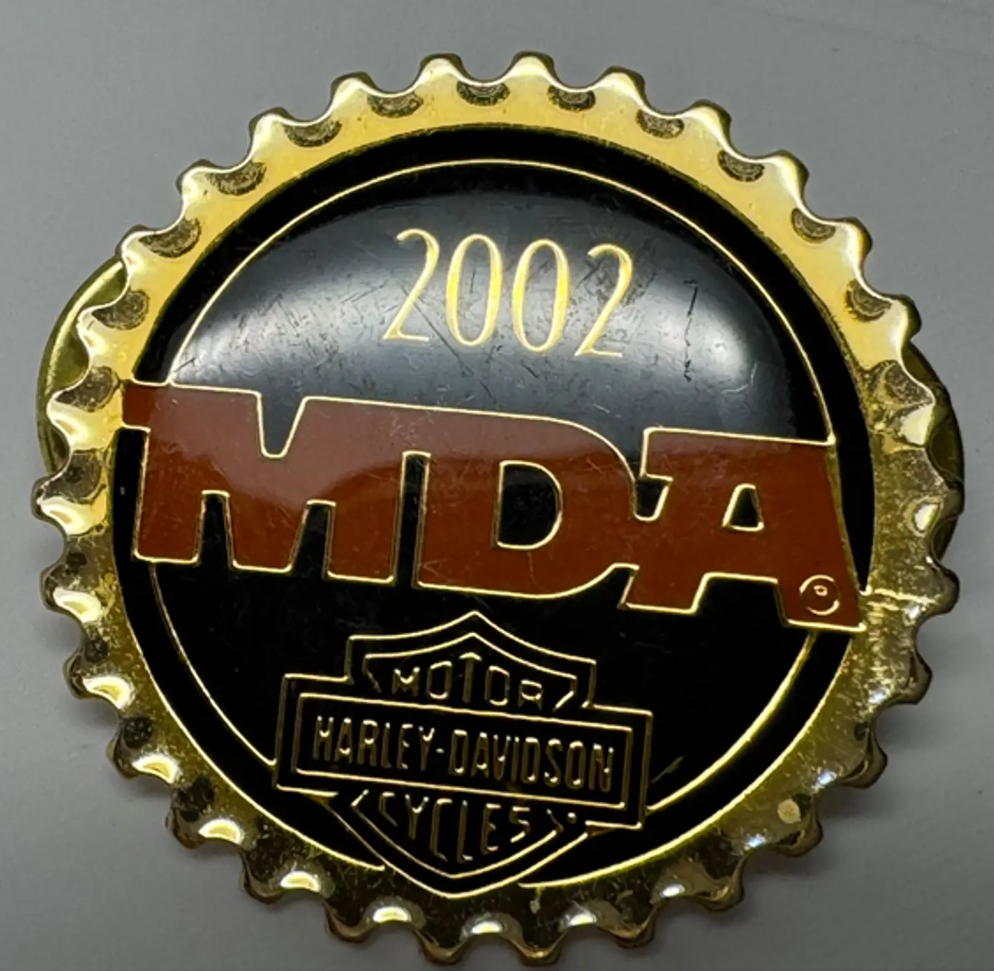 PIN MDA 2002 H-D 1