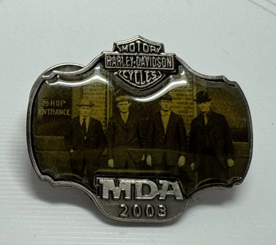 PIN MDA 2003 FUNDADORES H-D 1