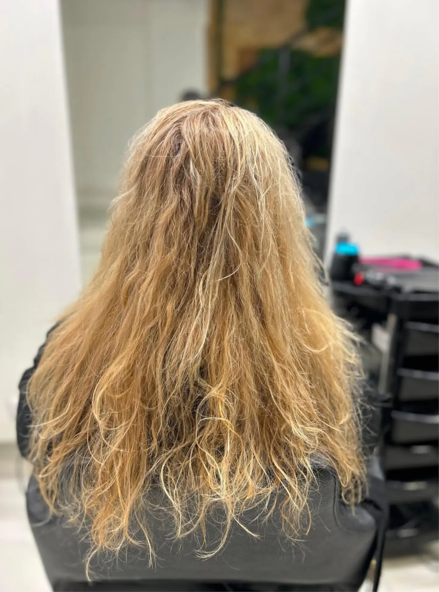 HELLO HAIR LISO ! Alisante multivitaminas y biotina sin formol 500 ml 3