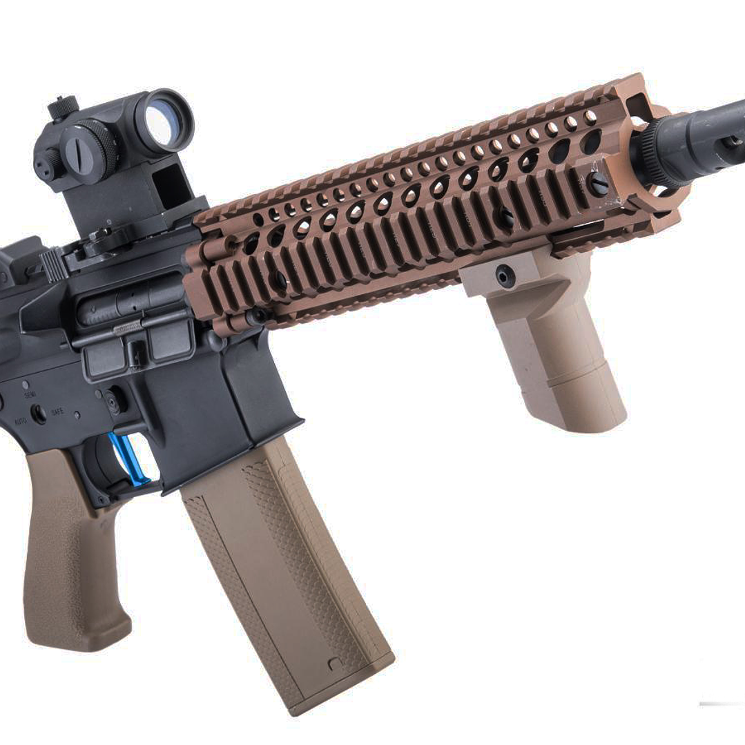 Foregrip tactico PK6 picatinny Negro 4