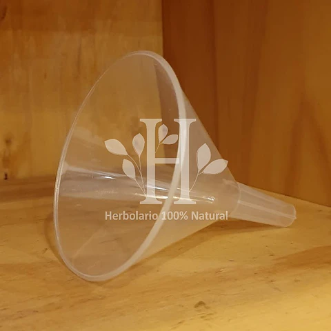 Embudo Plástico Beltronic 100 ml