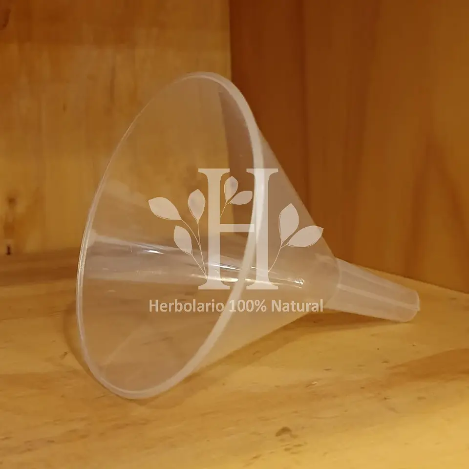 Embudo Plástico Beltronic 100 ml 1