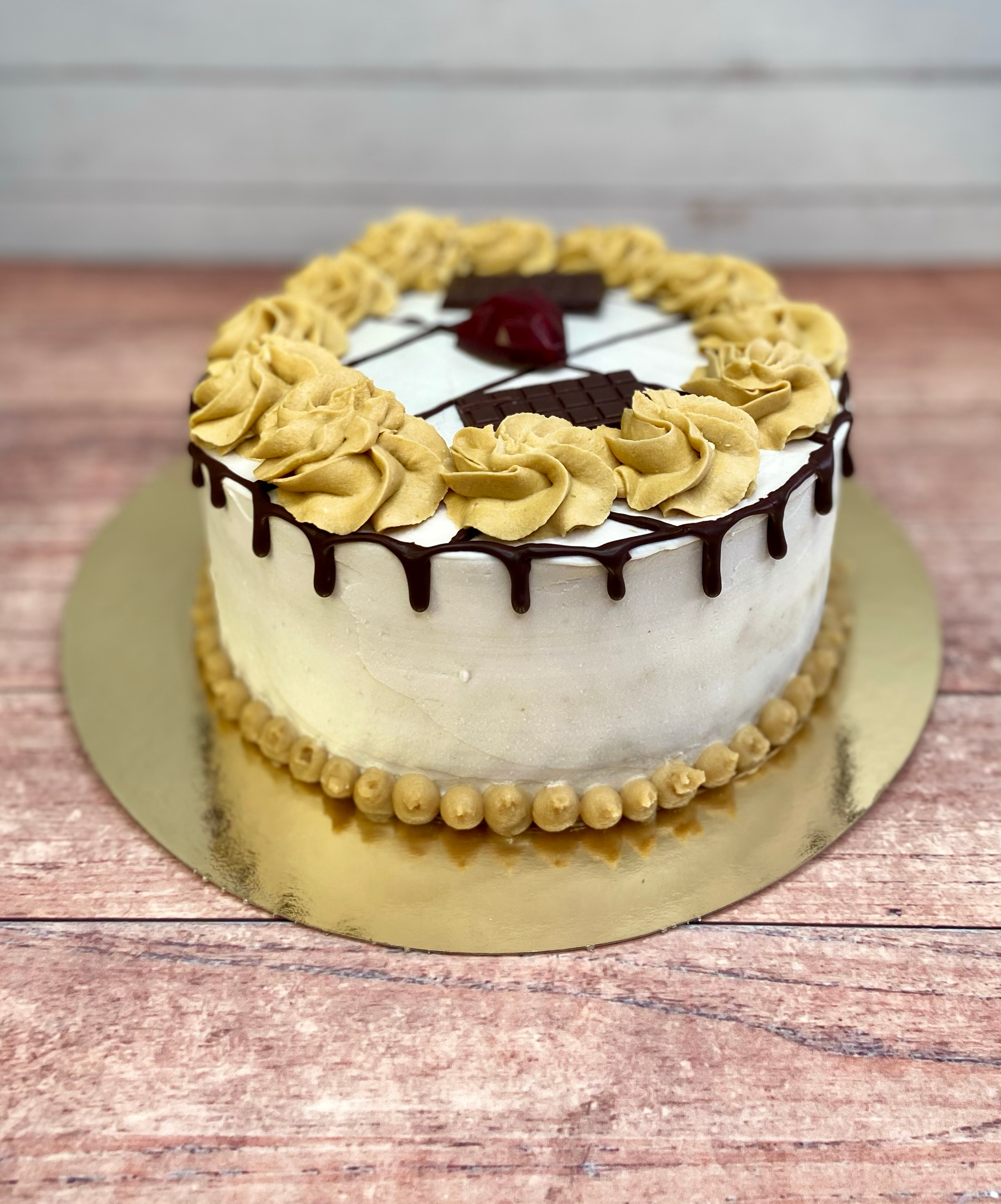 Torta lúcuma-manjar. Chantilly  10-15 personas