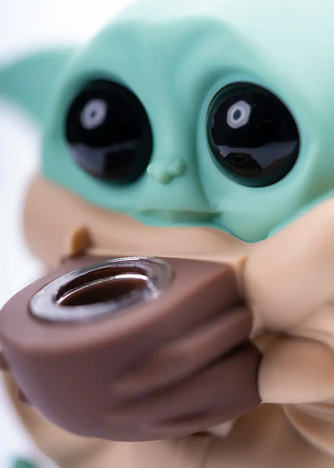 Baby Yoda - Silicone Bongo