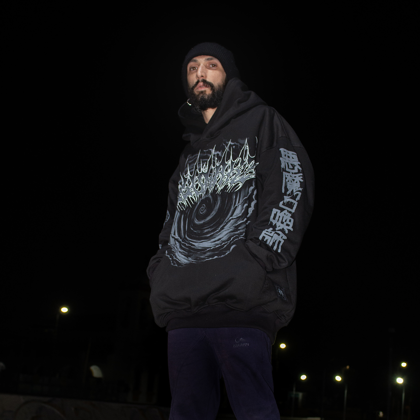 Buzo Oversize Premium Uzumaki Devil Summoner 3