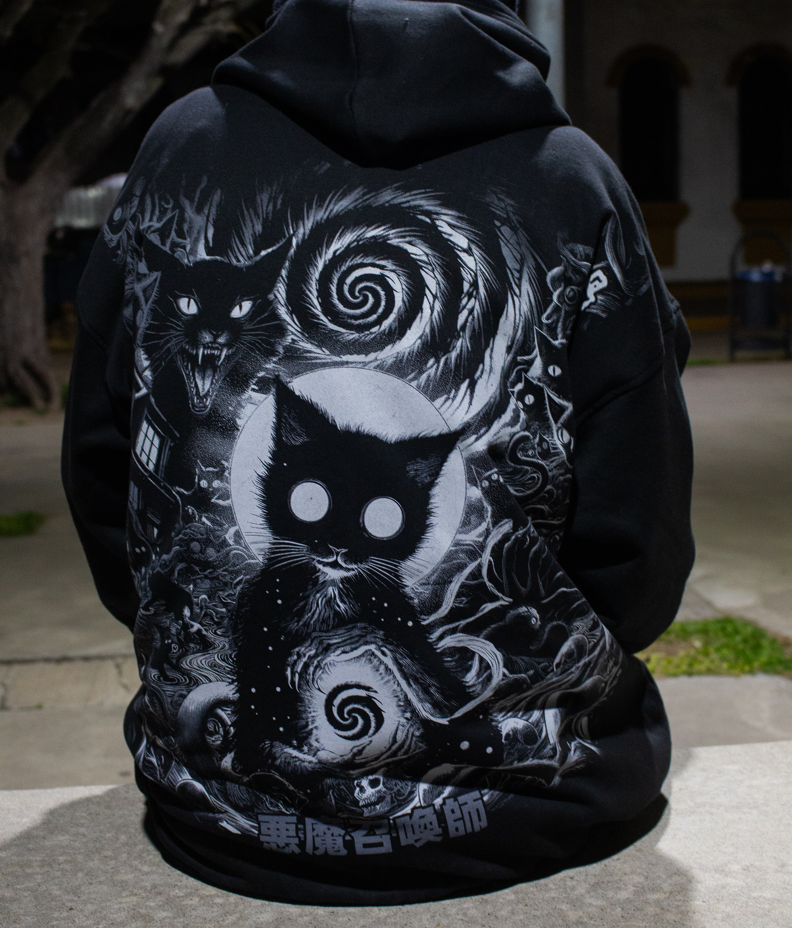 Buzo Oversize Premium Uzumaki Devil Summoner 2