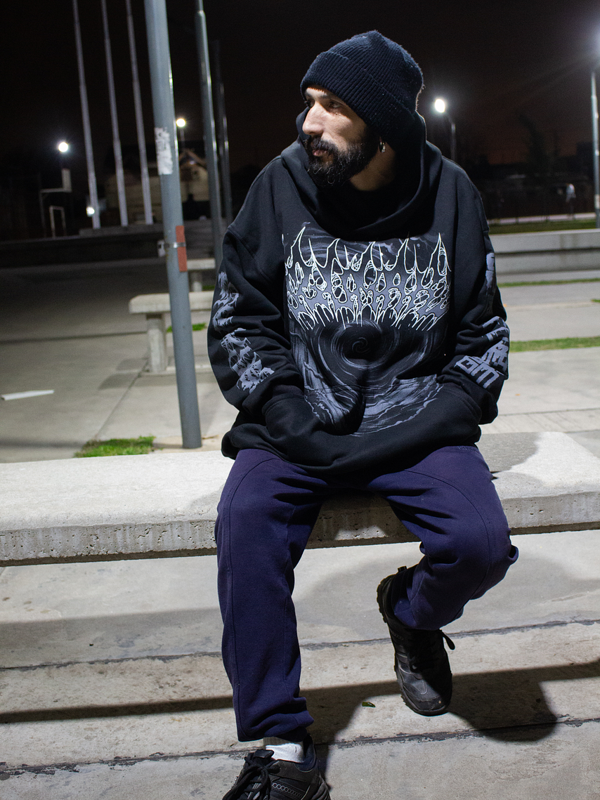 Buzo Oversize Premium Uzumaki Devil Summoner 4