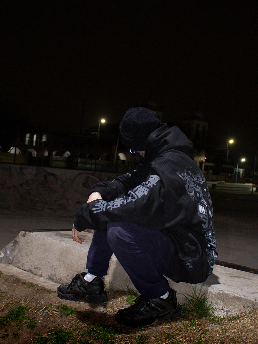 Buzo Oversize Premium Uzumaki Devil Summoner 5