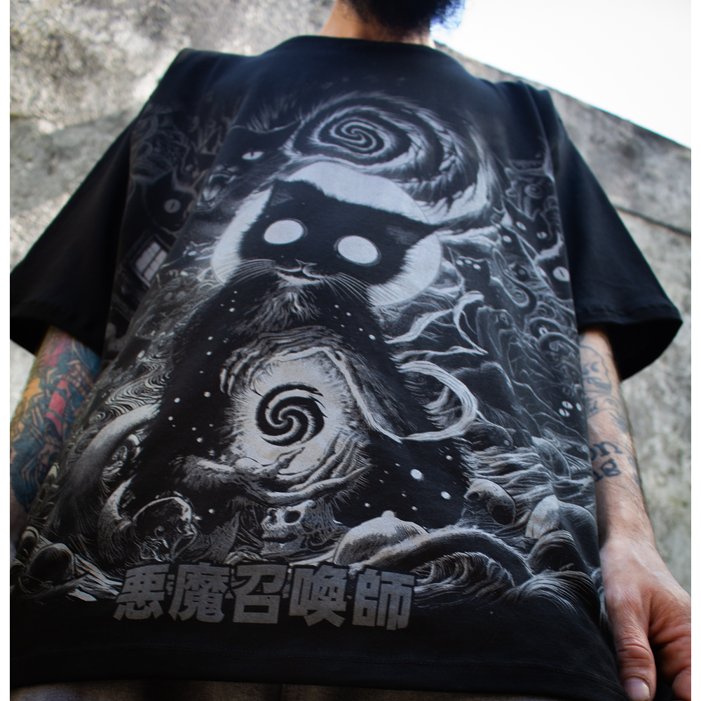 Remera Oversize Uzumaki