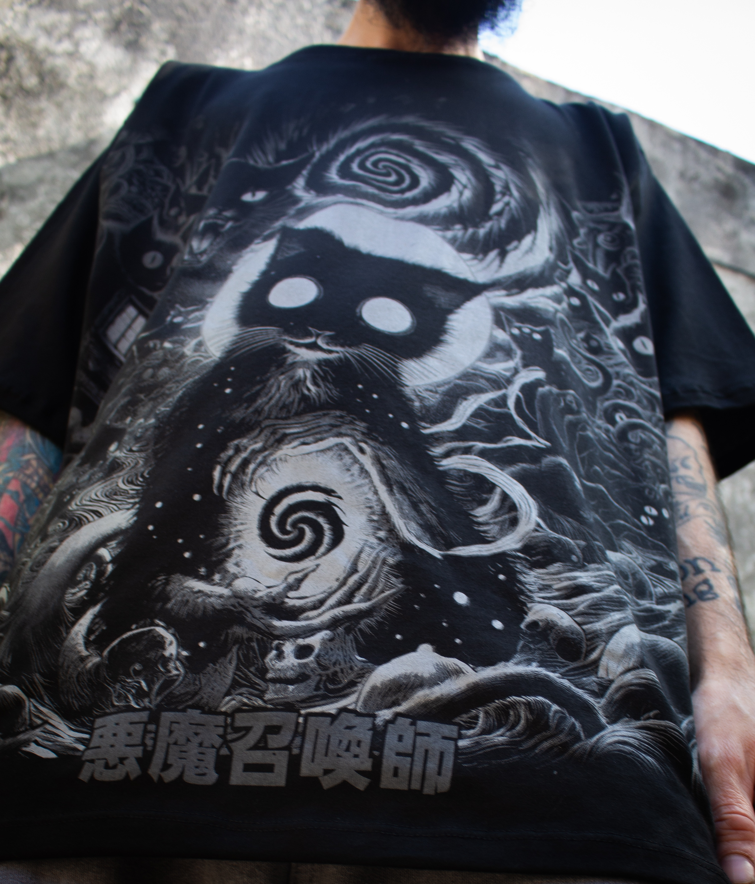 Remera Oversize Uzumaki 8