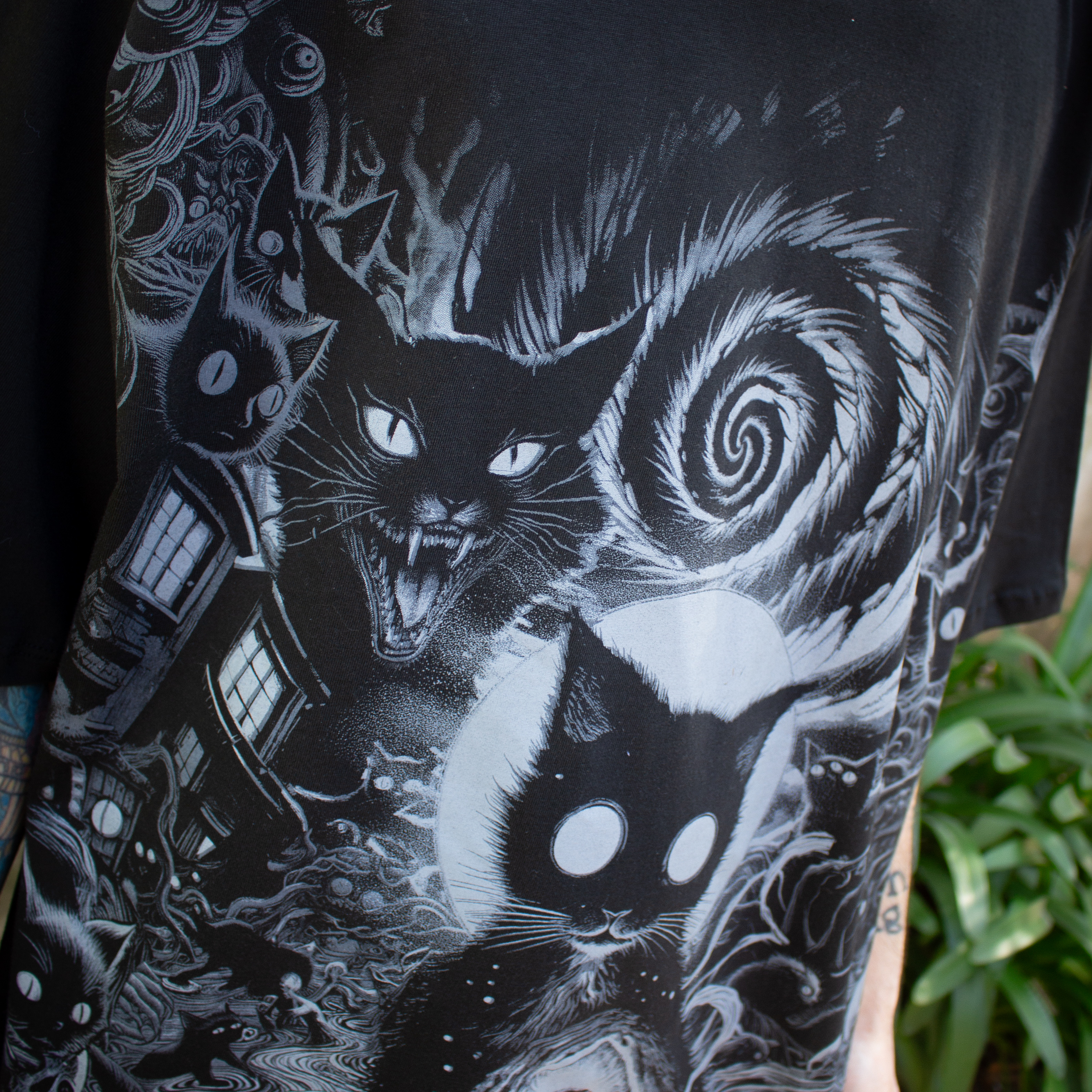 Remera Oversize Uzumaki 6