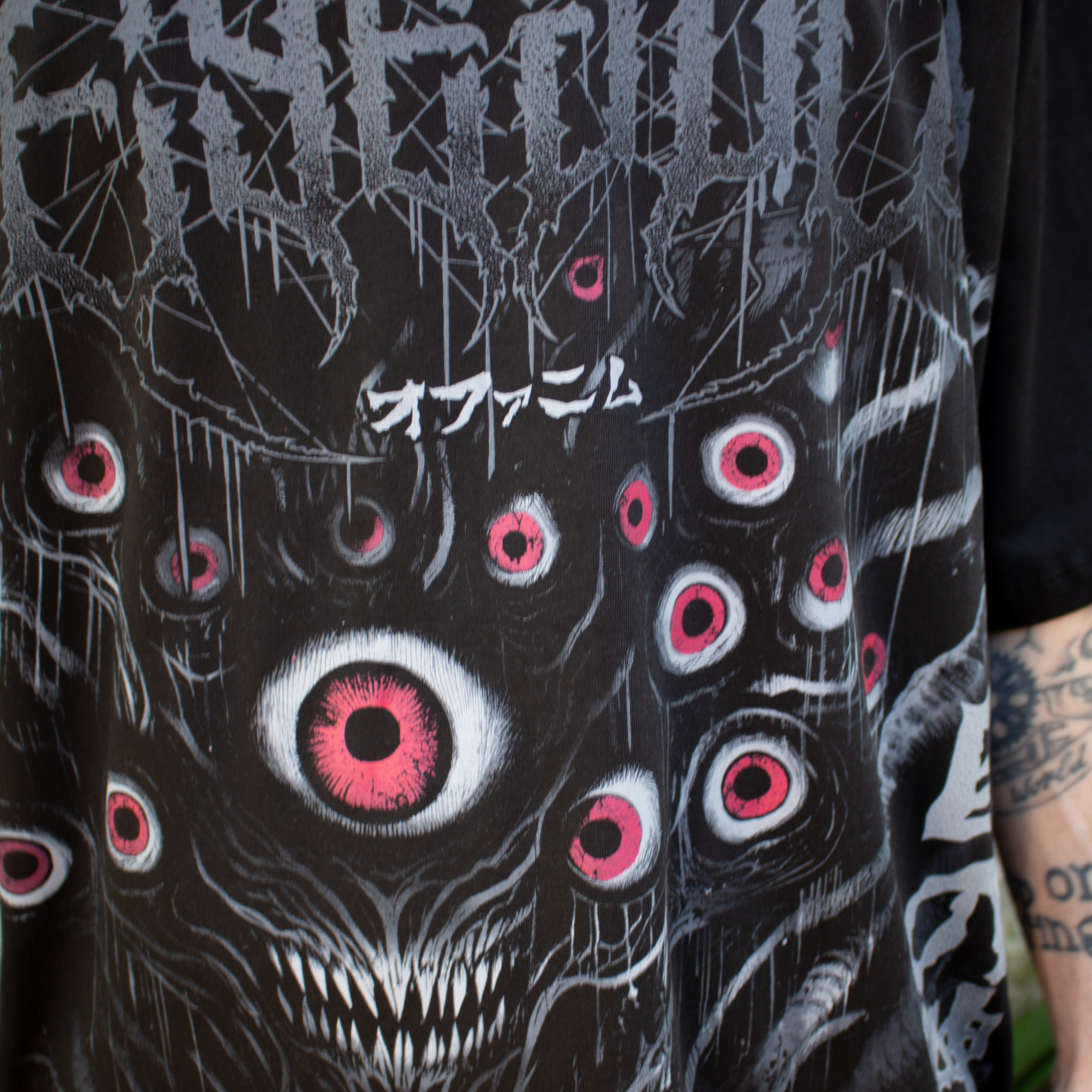 Remera Oversize Ophanim Kaiju 7