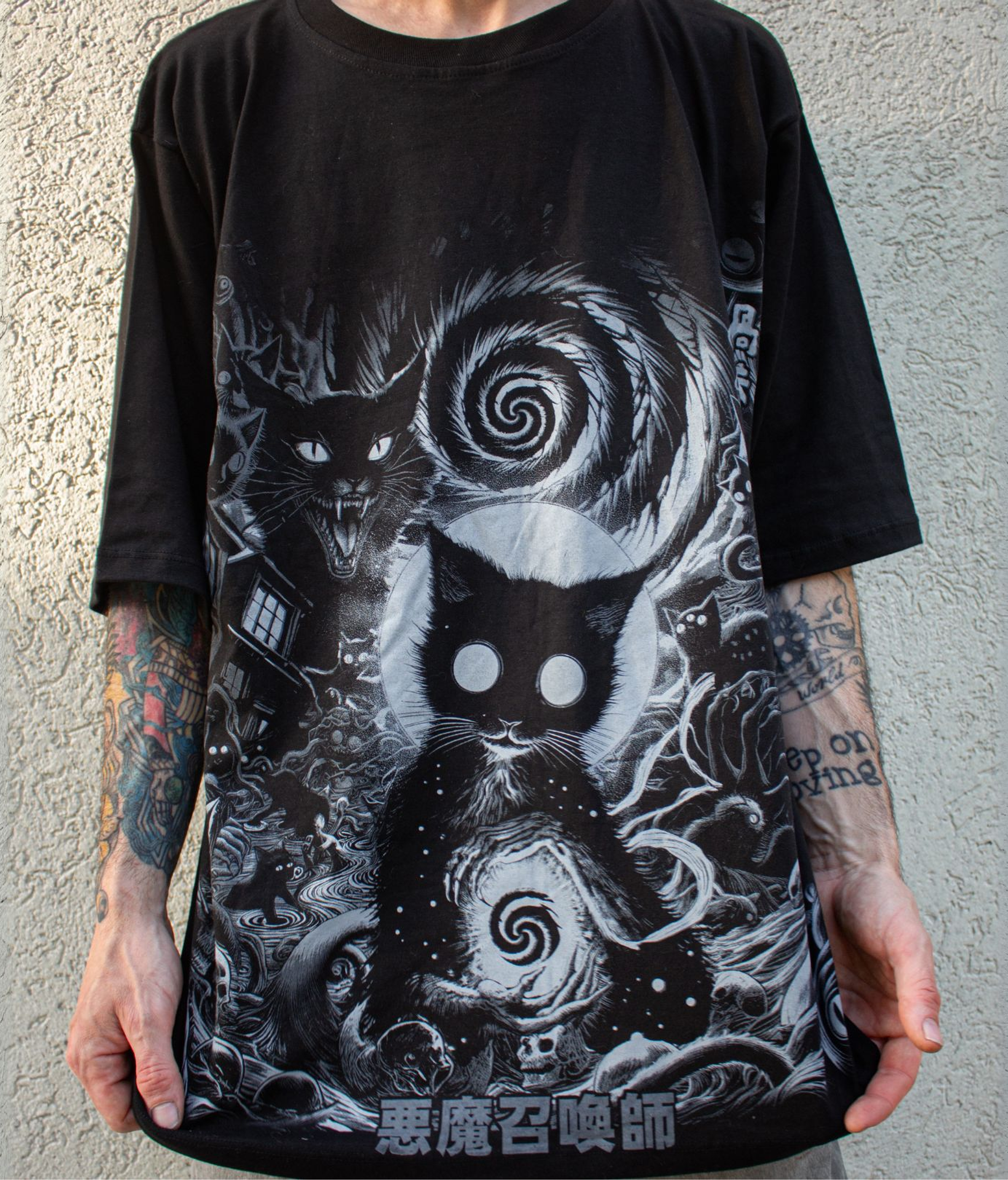 Remera Oversize Uzumaki 2