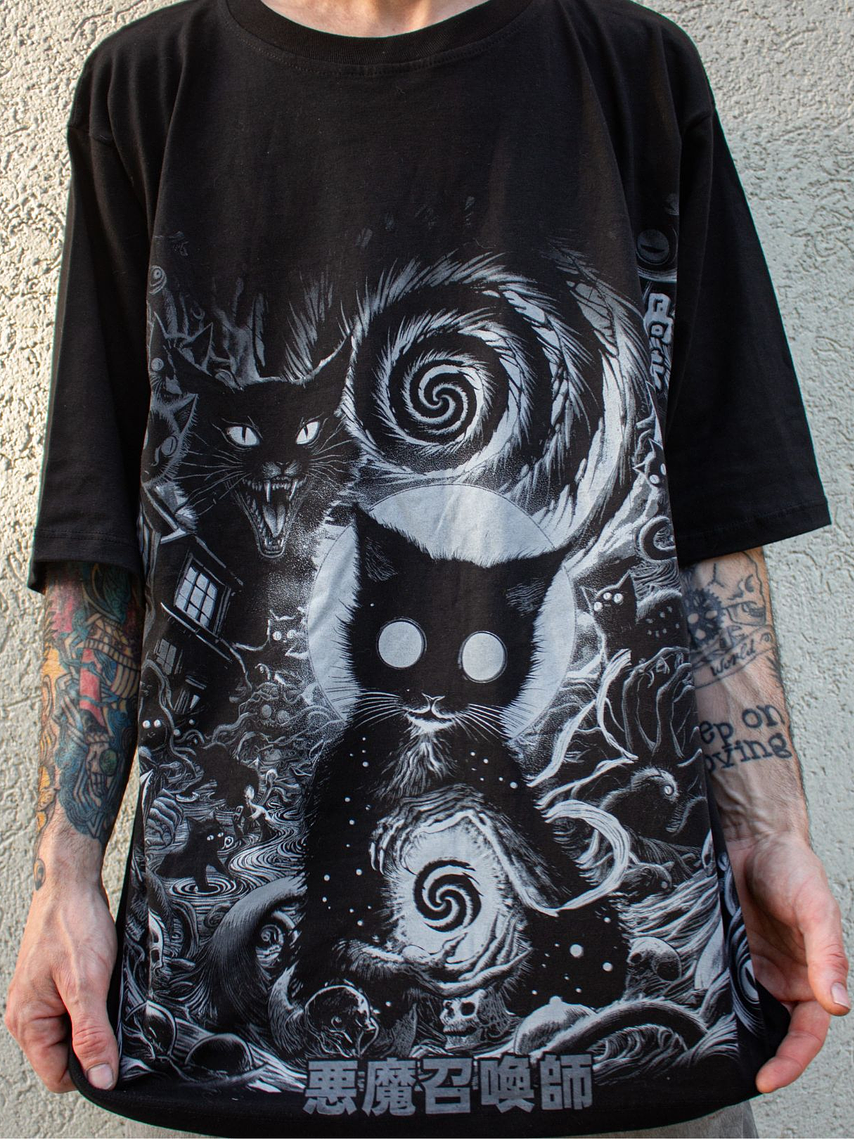 Remera Oversize Uzumaki 2