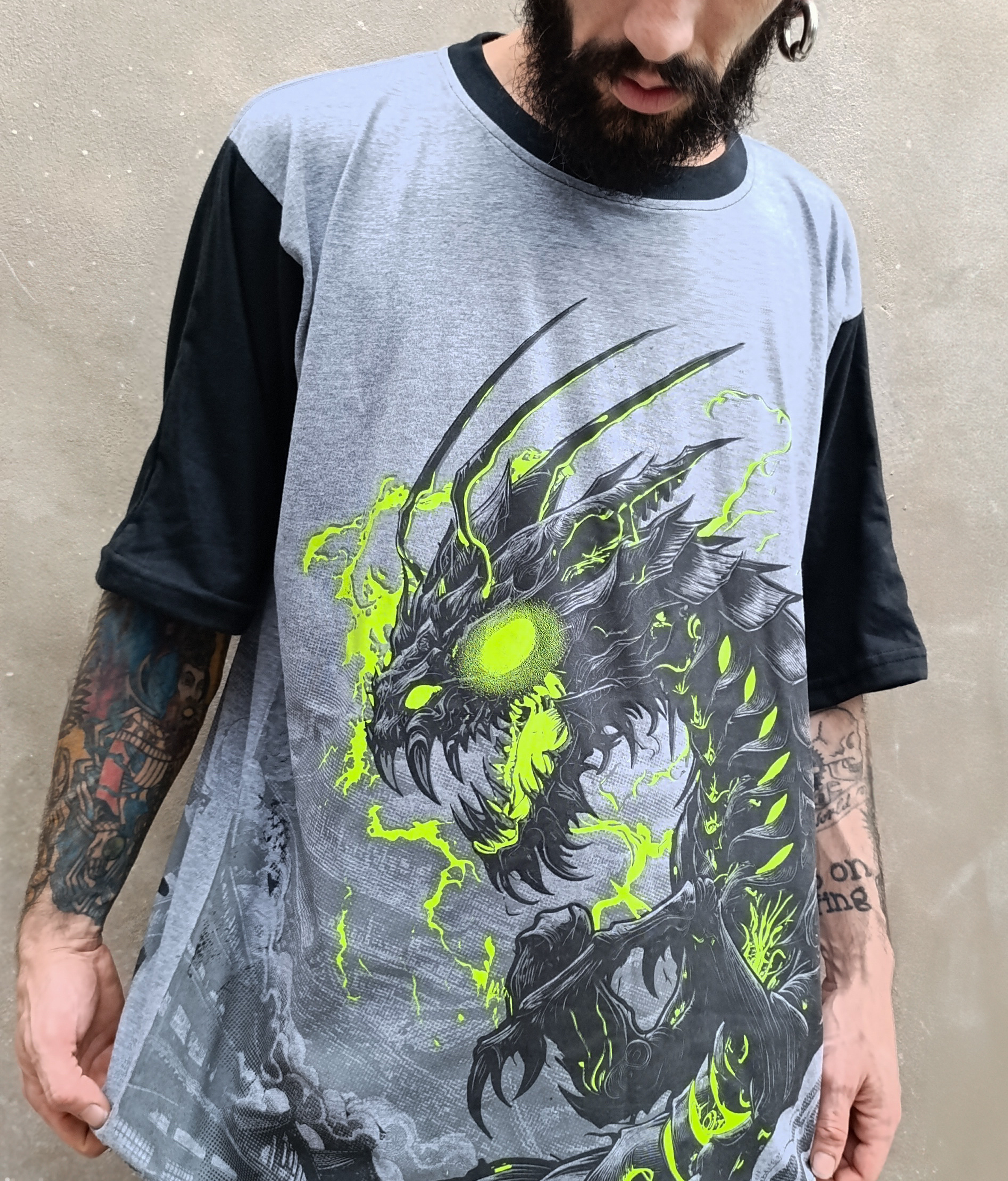Remera Oversize Premiun Empress Mantis 2