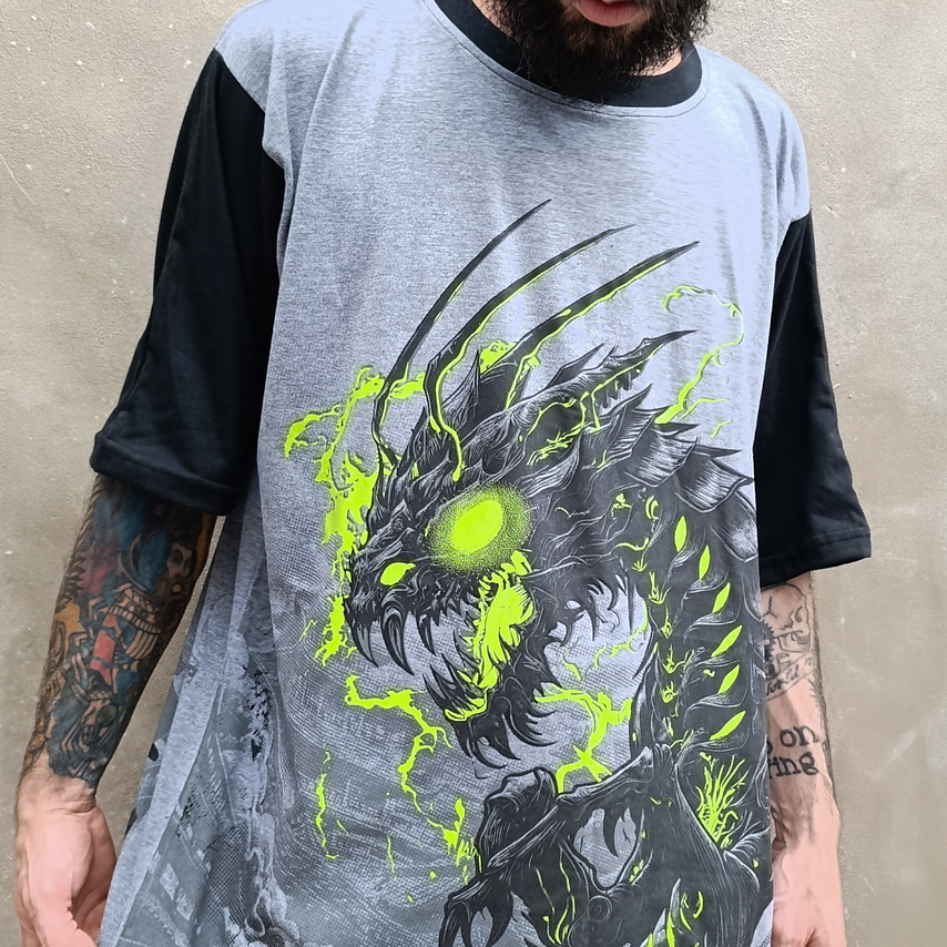 Remera Oversize Premiun Empress Mantis 2
