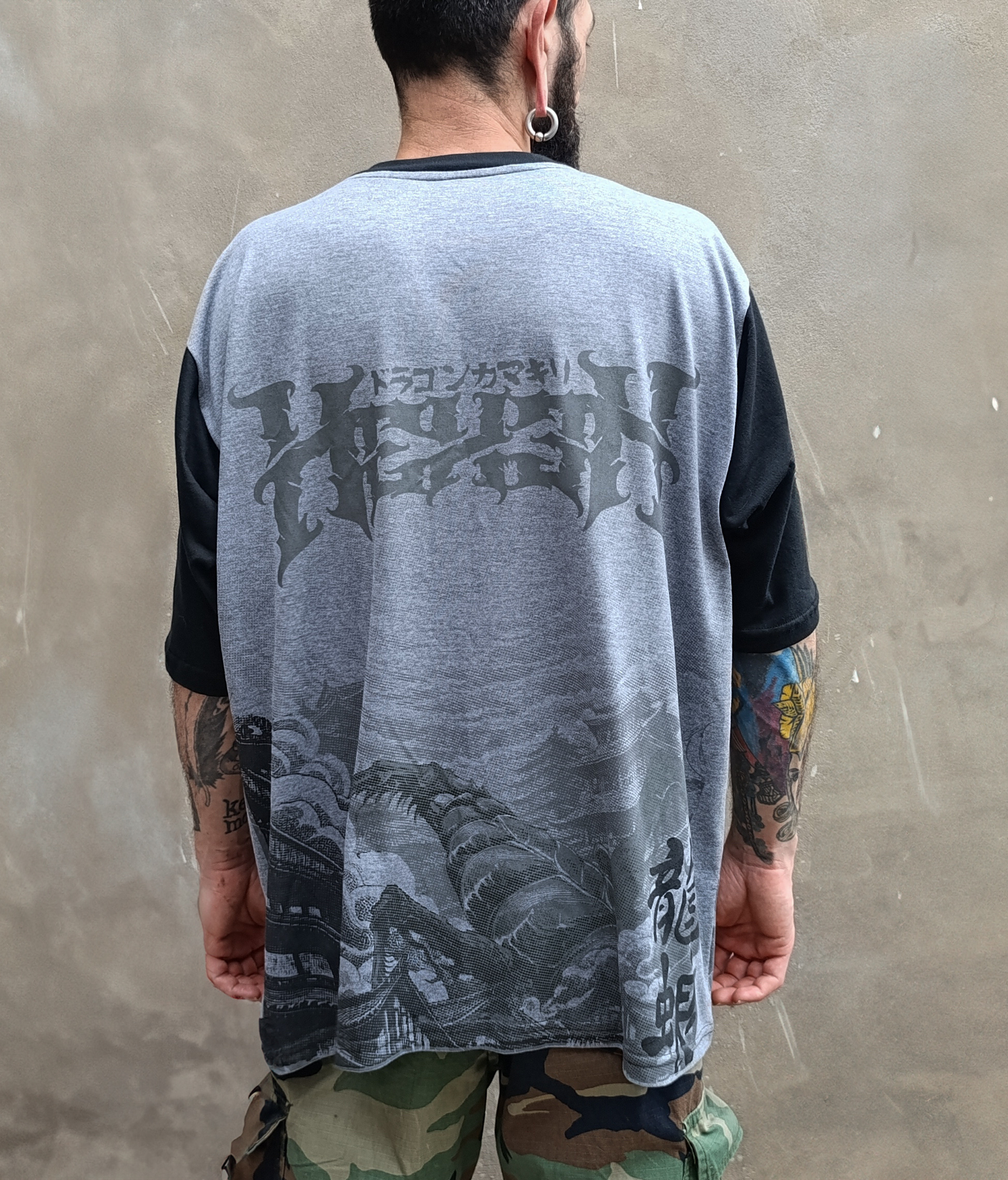 Remera Oversize Premiun Empress Mantis 3