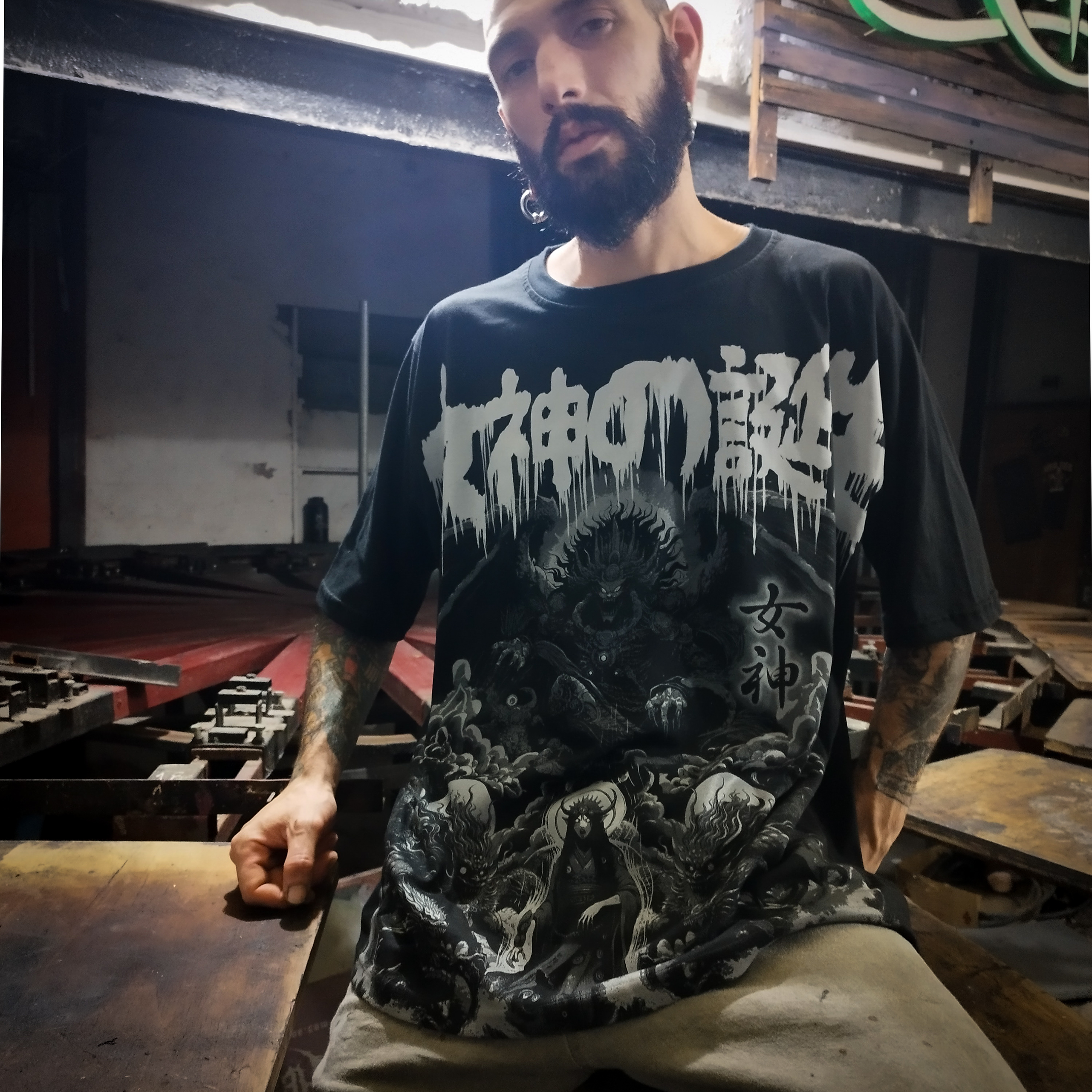 Remera Oversize Premium Megami  3