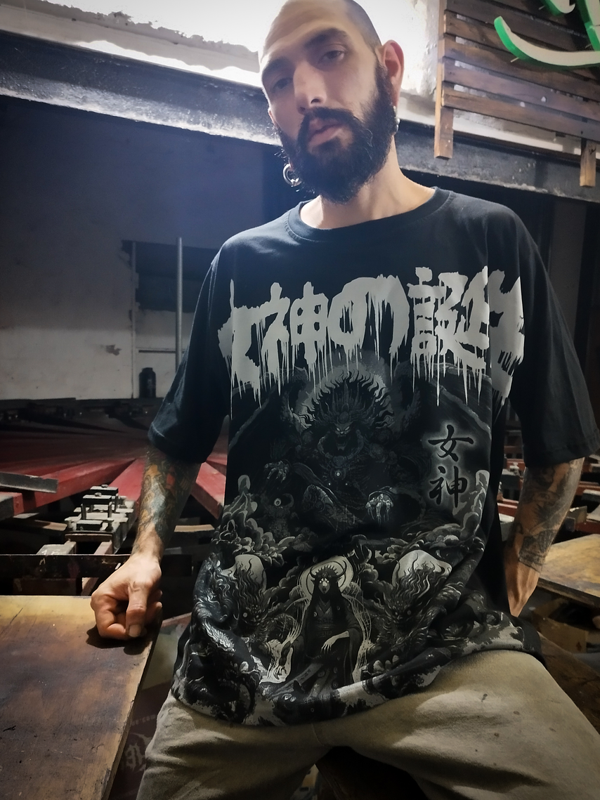 Remera Oversize Premium Megami  3