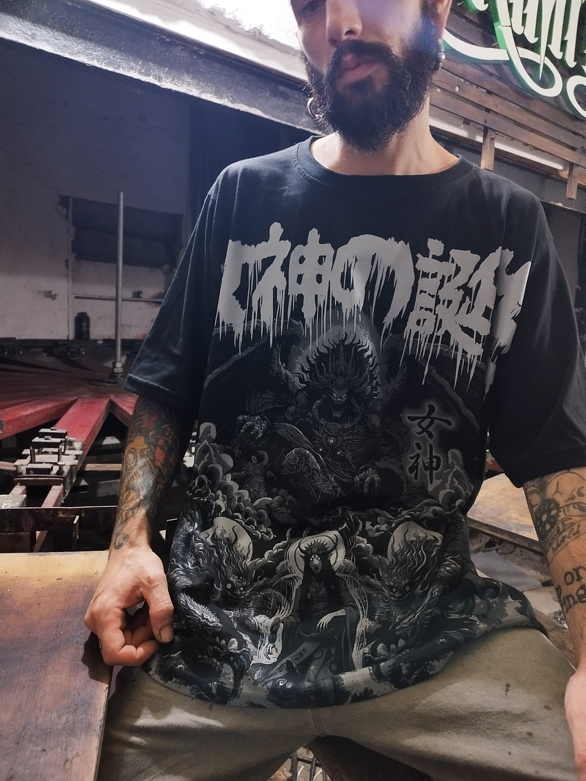 Remera Oversize Premium Megami  1