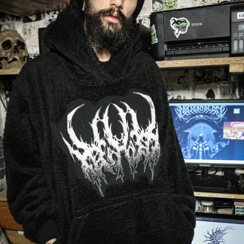 Buzo Oversize Premium Evil Cloak 1