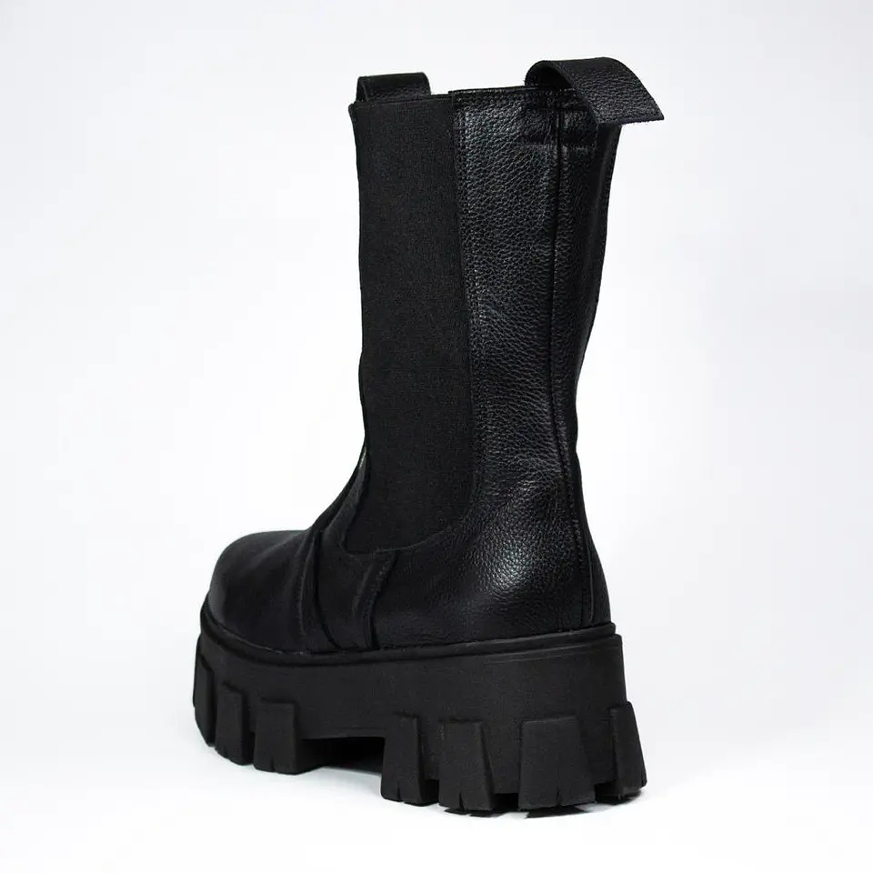 BOTÍN BUENOS AIRES NEGRA 4