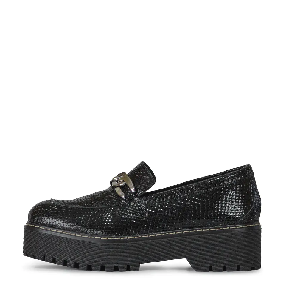 Zapatón Romina piton charol  2