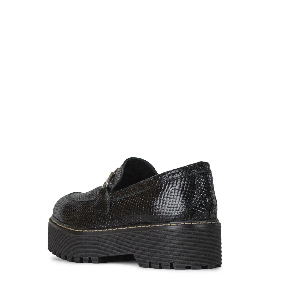 Zapatón Romina piton charol  4