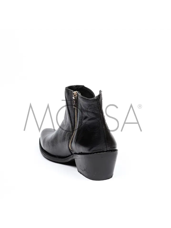 Queens negro  5