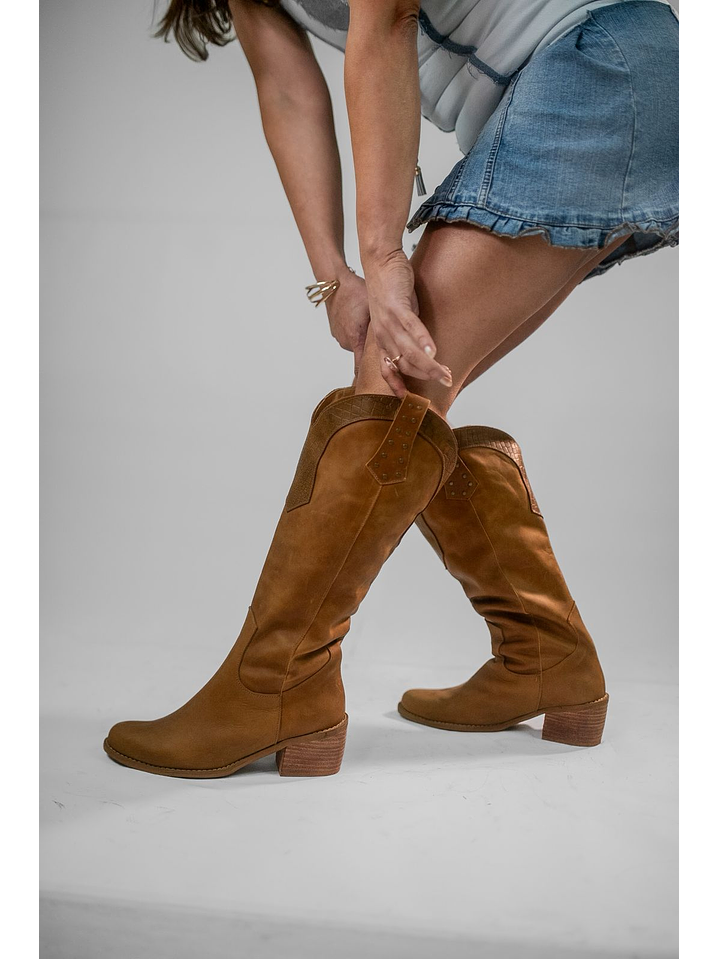 Bota Florencia café/ caimán café  2