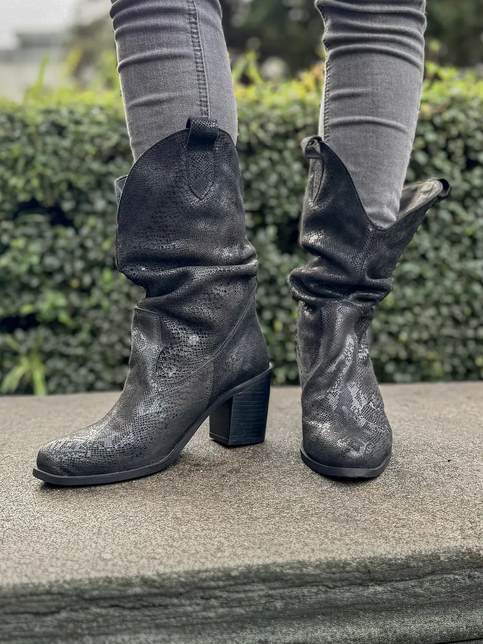 On Fire Folia Negro 4